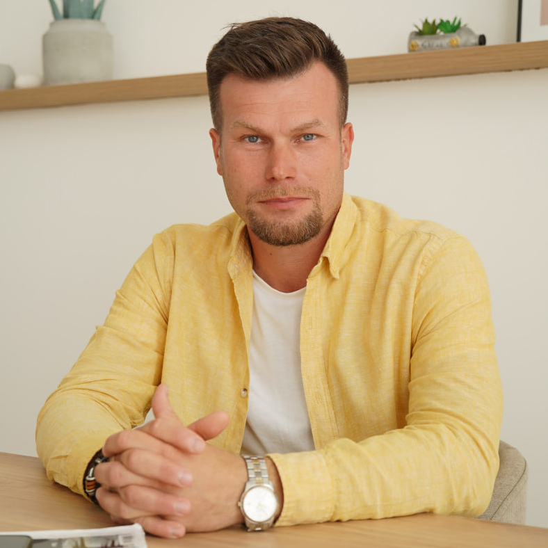roman-zavalskov Роман Завальсков